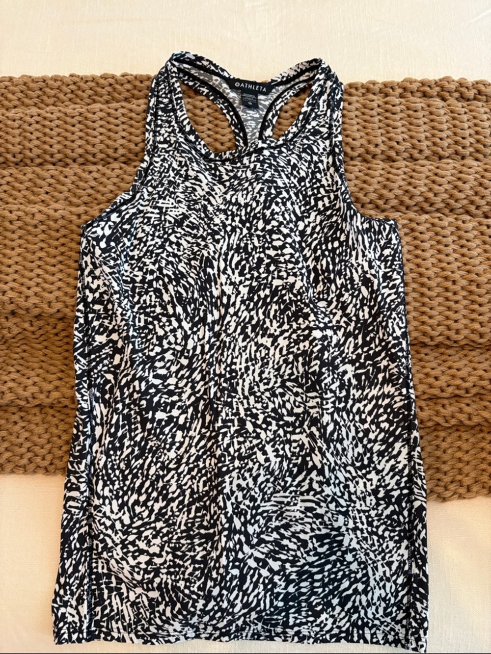 Athleta Black & White Abstract Racerback Tank
